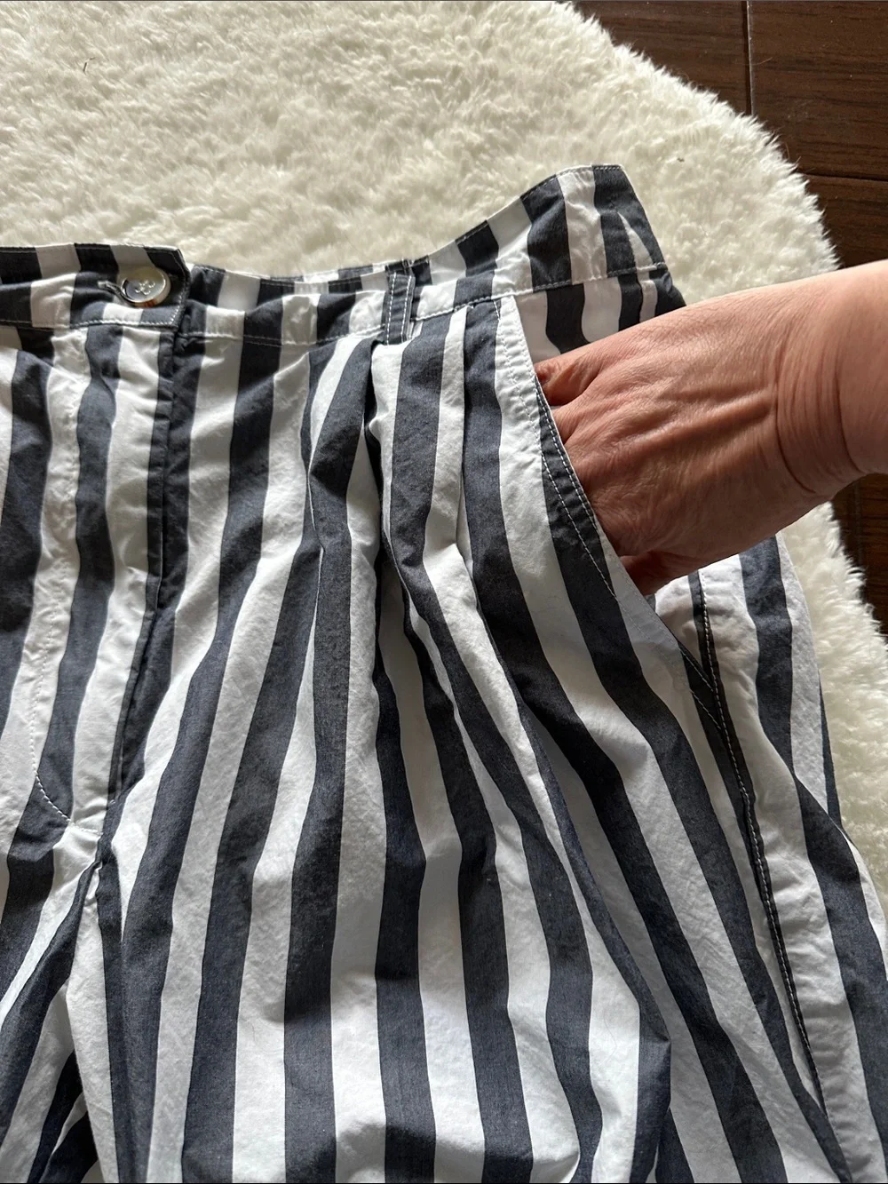 Urban Outfitters Cotton Pleated Pants Size 10 - Picture 4 of 5